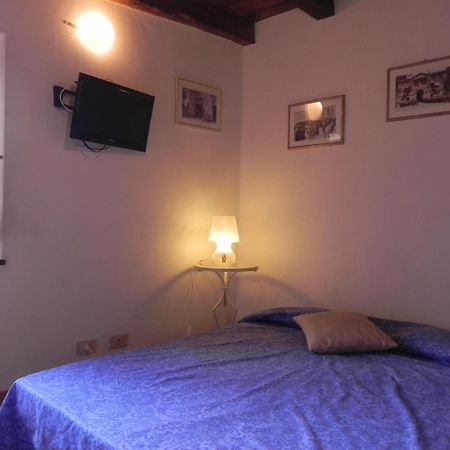 Gorfigliano Agriturismo La Calamaia חדר תמונה